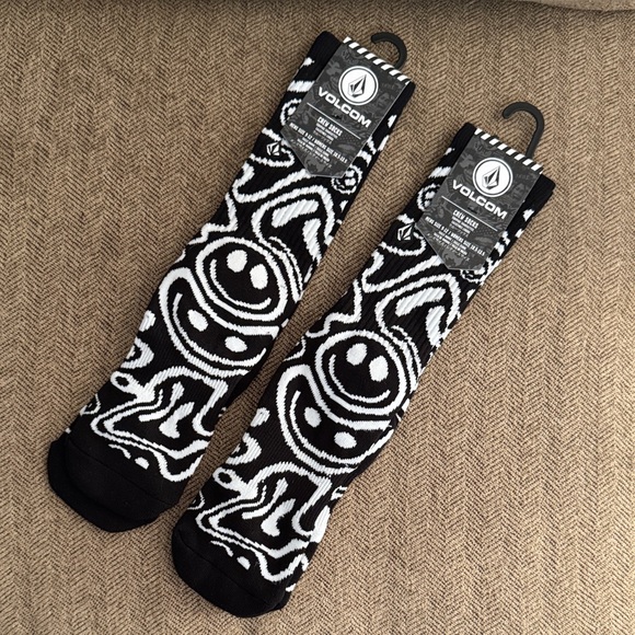 NWT Volcom Filip Rygalski socks bundle of 2 pairs - Picture 1 of 5